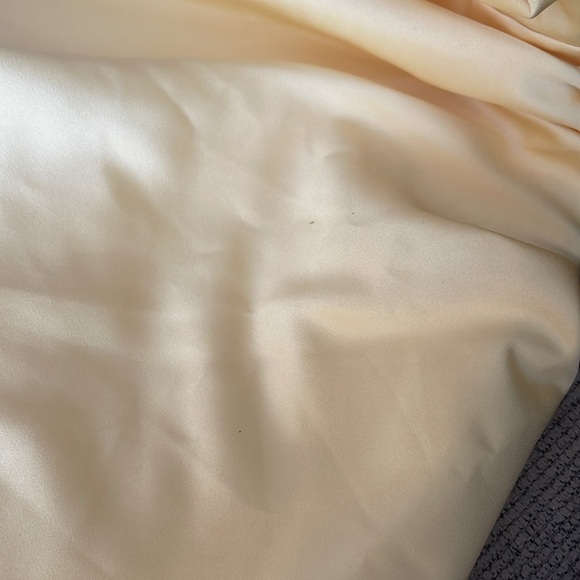 David’s bridal NWT size 10 halter ruched gown - Picture 8 of 9